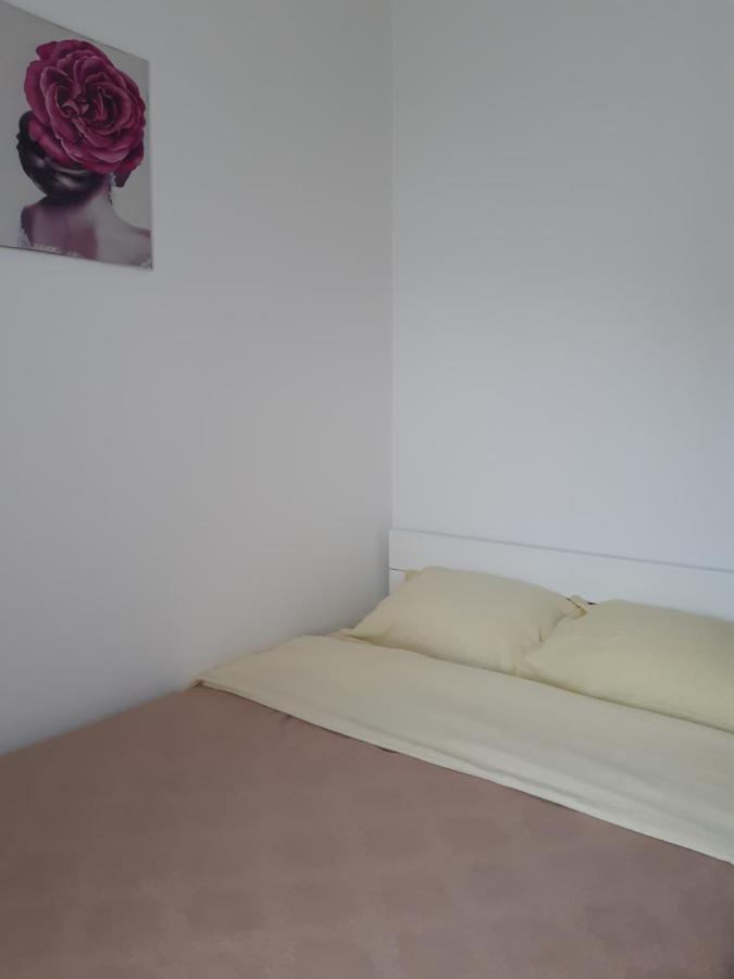 Apartman Lala Foca Exterior foto